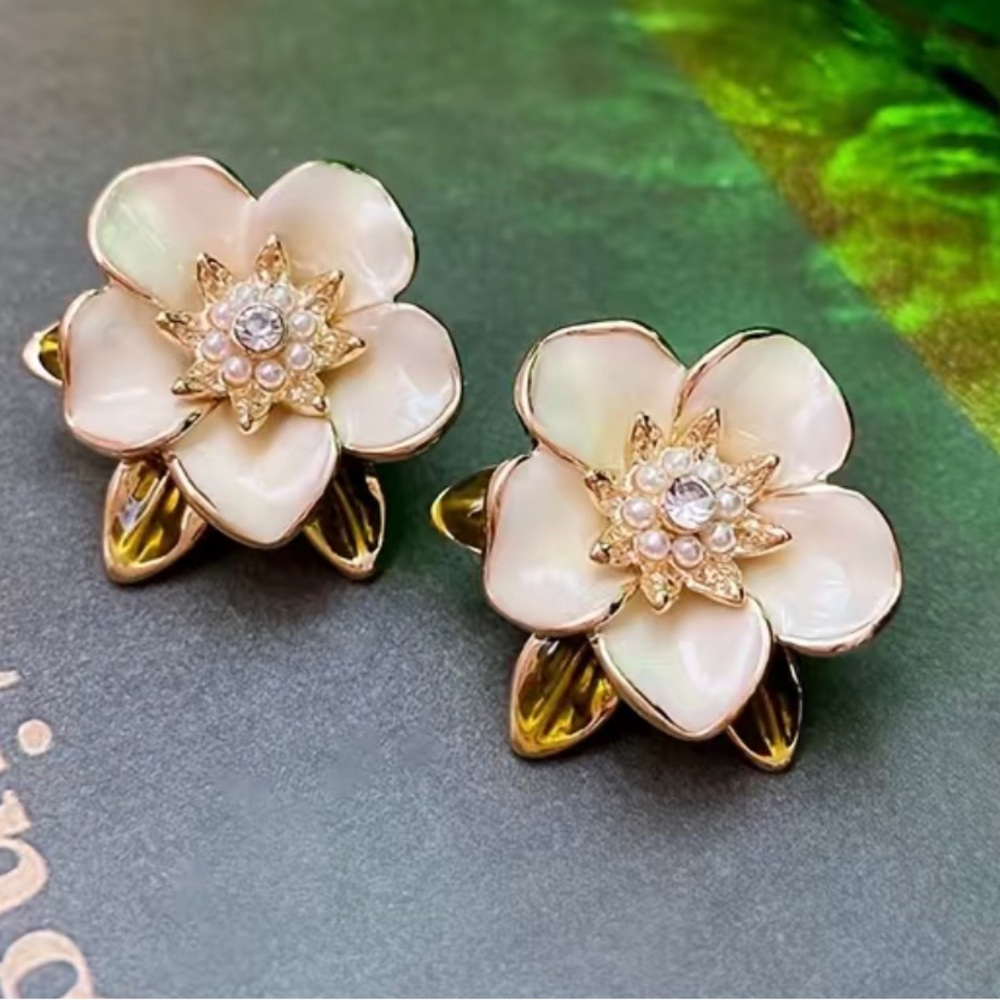 NWT - Beautiful Enamel Blossom Pierced Earrings with Rhinestone Centers & Gree…